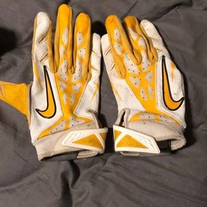 Nike football gloves